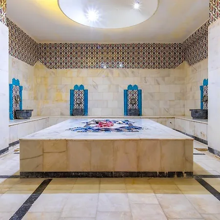 Luna Deluxe Hotell 5*