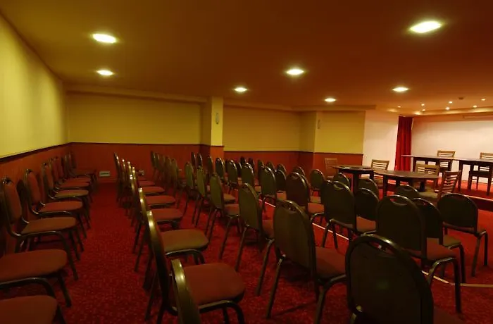 Luna Deluxe Hotell
