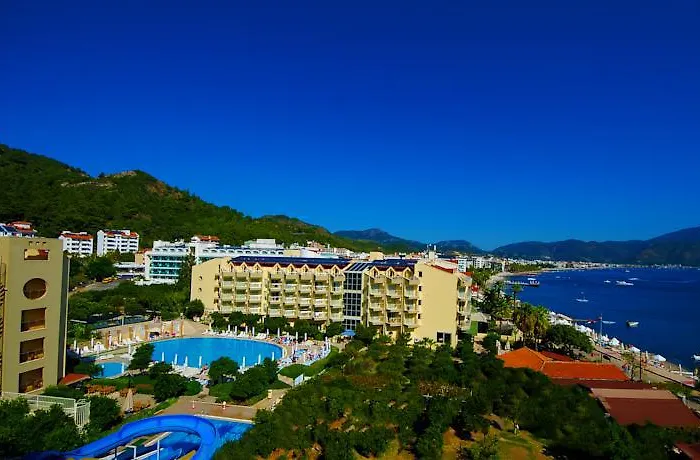 Luna Deluxe Hotell 5*