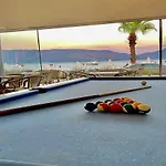 Luna Deluxe Hotel