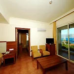 Hotel Luna Deluxe 5*