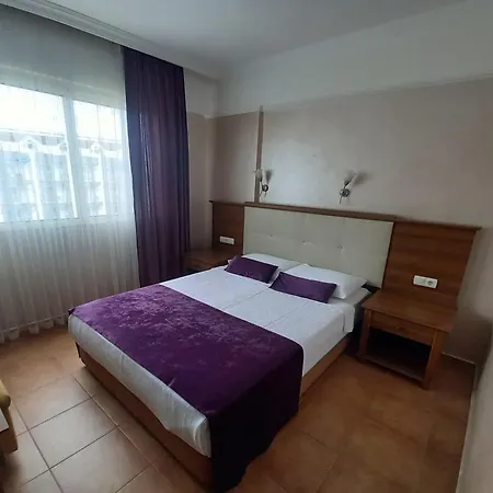 Luna Deluxe 5* Μαρμαρίς