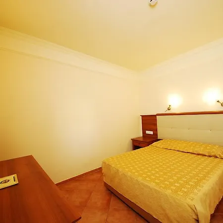 فندق Luna Deluxe