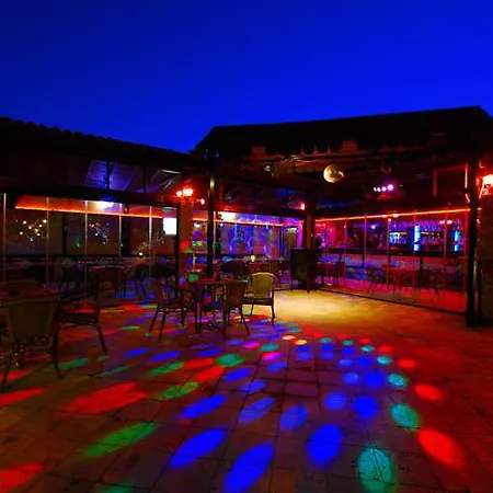 酒店 Luna Deluxe 5*