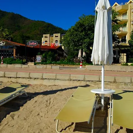 Отель Luna Deluxe 5*